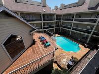 More Details about MLS # 20849618 : 4800 W LOVERS LANE #518